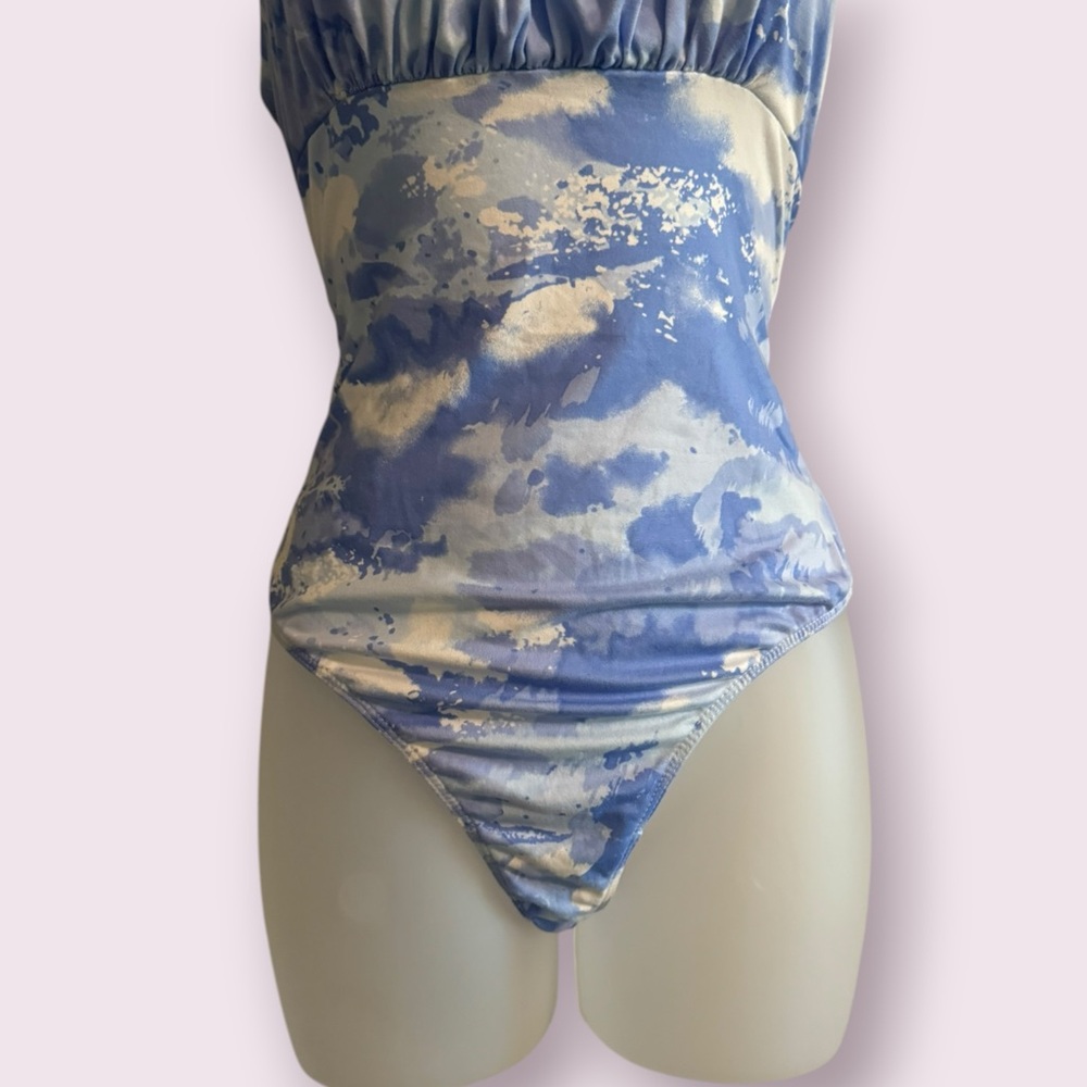 Princess Polly Blue Cloud Print Square Neck Bodysuit Thong M - Picture 5 of 6